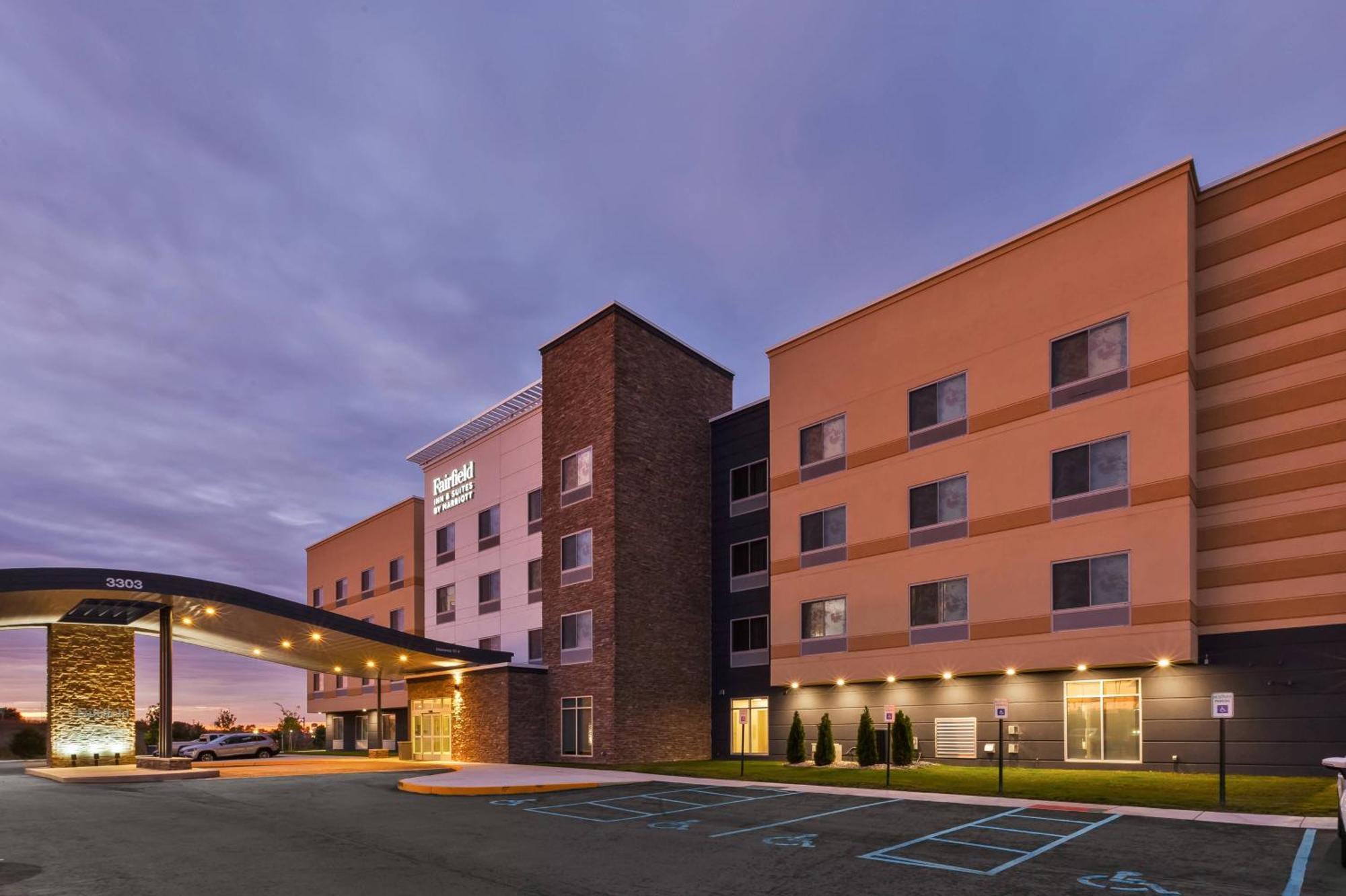 Fairfield Inn & Suites By Marriott Kalamazoo Exterior photo